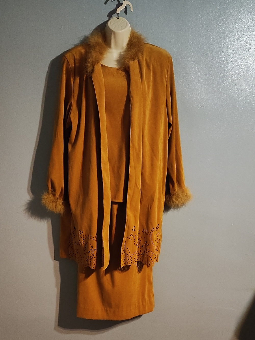 Hosanna Designs Women's Mustard Velvet Skirt Set with Fur Trim